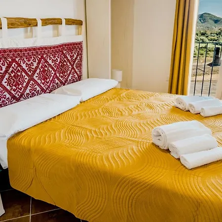Pensjonat Panoramic Loft Con Uso Cucina ,casa Raimonda, Ammentos